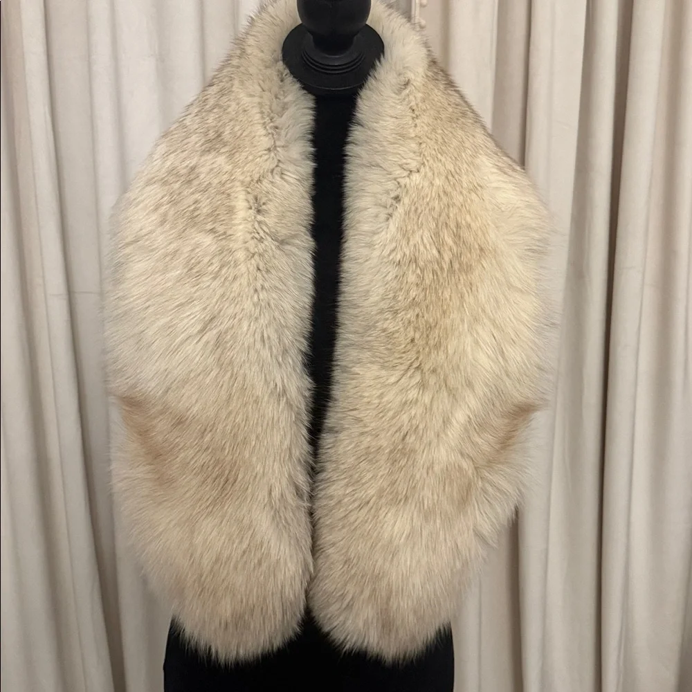 SAGA FOX BLUE FOX FUR WRAP SHAWL COLLAR